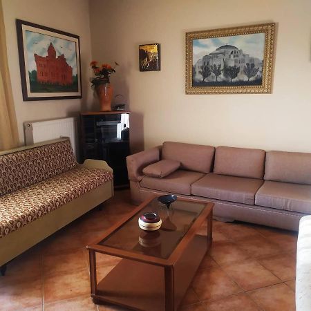Homely Σπάτα Εξωτερικό φωτογραφία